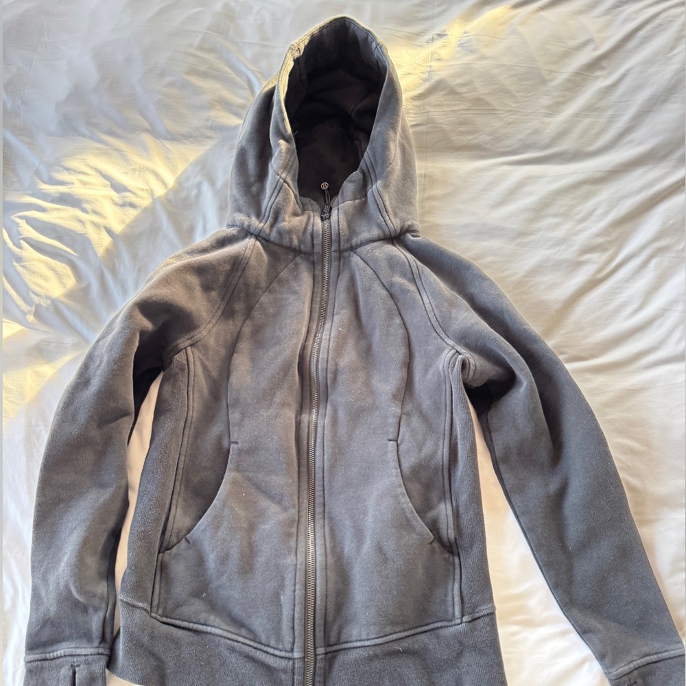 Black Lululemon zip up